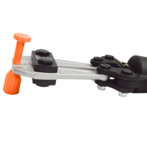 Hydraulic bolt cutter